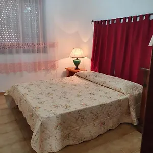 A Con Giardino Privato E Posto Auto Telti